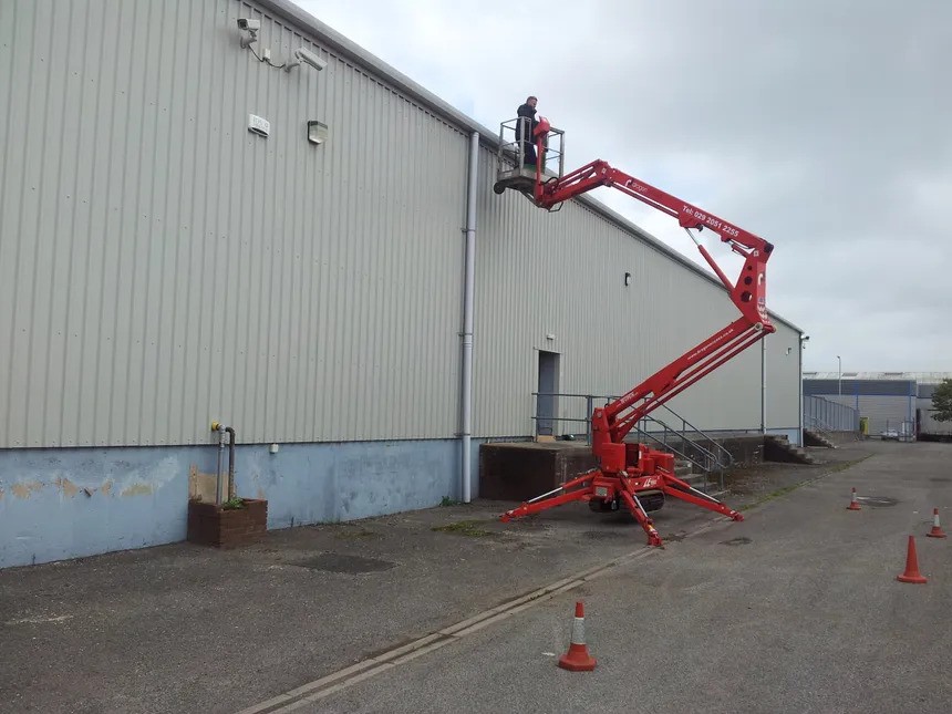 commercial gutter cleaning in somerset